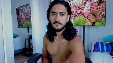 Snapshot of david_johnson372 chatting on May 15, 12:45 pm Hey im David that loves to explore and speak their fantasies. Very open talktative and nice. Feel free to chat with me online show from May 15, 12:45 pm