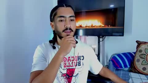 Snapshot of david_johnson372 chatting on June 11, 11:03 pm Hey im David that loves to explore and speak their fantasies. Very open talktative and nice. Feel free to chat with me online show from June 11, 11:03 pm