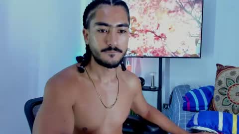 Snapshot of david_johnson372 chatting on June 12, 11:09 am Hey im David that loves to explore and speak their fantasies. Very open talktative and nice. Feel free to chat with me online show from June 12, 11:09 am