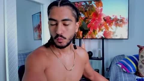Snapshot of david_johnson372 chatting on June 14, 11:56 am Hey im David that loves to explore and speak their fantasies. Very open talktative and nice. Feel free to chat with me online show from June 14, 11:56 am