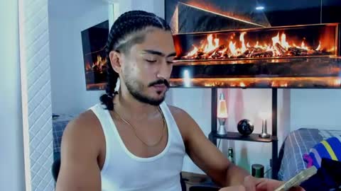 Snapshot of david_johnson372 chatting on June 15, 12:02 am Hey im David that loves to explore and speak their fantasies. Very open talktative and nice. Feel free to chat with me online show from June 15, 12:02 am