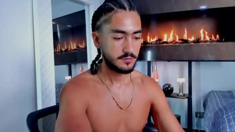 Snapshot of david_johnson372 chatting on June 29, 12:16 pm Hey im David that loves to explore and speak their fantasies. Very open talktative and nice. Feel free to chat with me online show from June 29, 12:16 pm