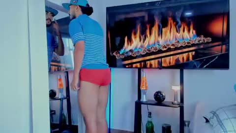 Snapshot of david_johnson372 chatting on July 11, 1:03 pm Hey im David that loves to explore and speak their fantasies. Very open talktative and nice. Feel free to chat with me online show from July 11, 1:03 pm