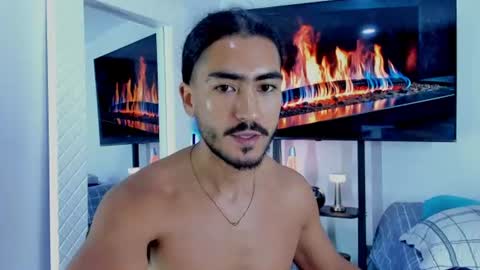 Snapshot of david_johnson372 chatting on August 2, 9:41 am Hey im David that loves to explore and speak their fantasies. Very open talktative and nice. Feel free to chat with me online show from August 2, 9:41 am