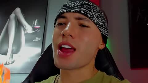 Snapshot of david_jons7 chatting on September 17, 11:50 pm David Jons online show from September 17, 11:50 pm