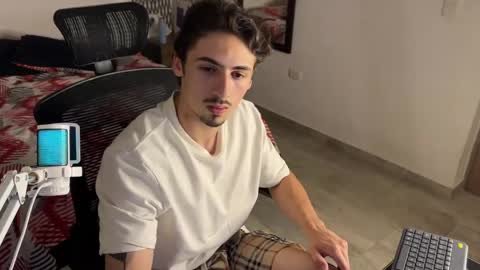 David online show from April 27, 7:23 pm
