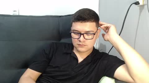 Snapshot of david_smit_ chatting on June 14, 2:46 am david smit online show from June 14, 2:46 am
