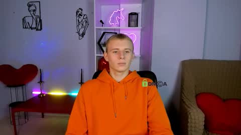 David online show from December 4, 7:06 am