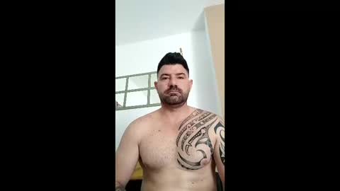 davidclr85 online show from May 7, 8:42 am