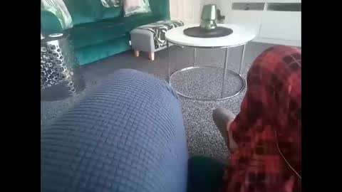 Snapshot of davidf75 chatting on October 12, 8:57 am davidf75 online show from October 12, 8:57 am