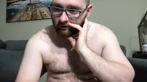 Snapshot of davidker12332147 chatting on May 20, 2:40 am David online show from May 20, 2:40 am