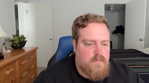 Snapshot of davidmdrake chatting on April 12, 6:57 pm davidmdrake online show from April 12, 6:57 pm