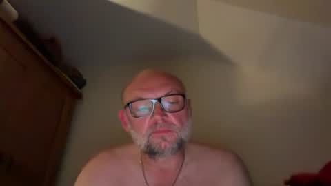 Snapshot of davidmsmith69 chatting on June 27, 11:54 pm davidmsmith69 online show from June 27, 11:54 pm
