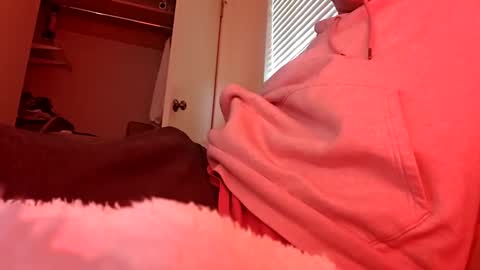 Snapshot of davidr024 chatting on December 25, 5:15 pm davidr024 online show from December 25, 5:15 pm