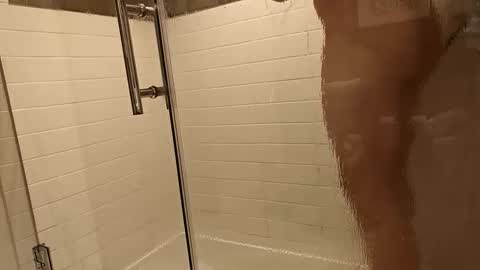 Snapshot of davidr024 chatting on January 11, 6:35 am davidr024 online show from January 11, 6:35 am