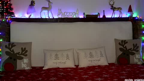 Snapshot of davids_angelsxxx chatting on January 5, 4:14 am David37 Bethany28 online show from January 5, 4:14 am