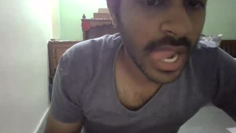 Snapshot of davidvishu975 chatting on April 10, 1:16 pm Dude97 online show from April 10, 1:16 pm