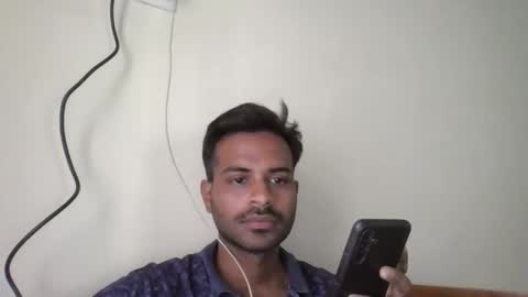 Snapshot of davidvishu975 chatting on May 10, 5:01 am Dude97 online show from May 10, 5:01 am