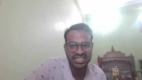 Snapshot of davidvishu975 chatting on May 11, 7:58 am Dude97 online show from May 11, 7:58 am
