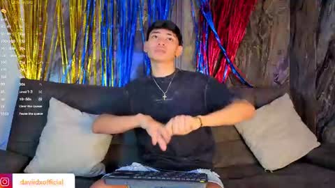 Snapshot of daviid_laid_ chatting on June 27, 2:01 pm David online show from June 27, 2:01 pm