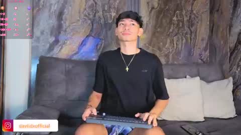 Snapshot of daviid_laid_ chatting on July 28, 2:57 pm David online show from July 28, 2:57 pm