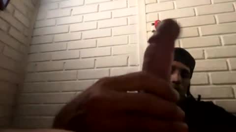 Snapshot of davils12 chatting on January 17, 8:34 am DAVILS online show from January 17, 8:34 am