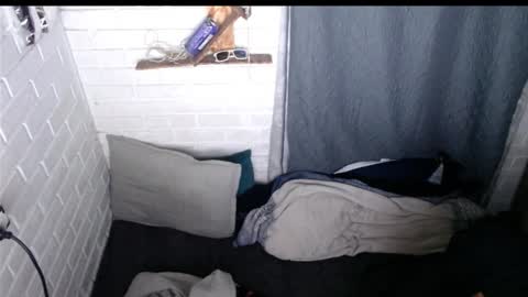 Snapshot of davils12 chatting on February 20, 8:39 am DAVILS online show from February 20, 8:39 am