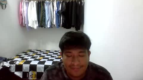 Snapshot of davsss91 chatting on April 5, 10:18 pm Davsss online show from April 5, 10:18 pm