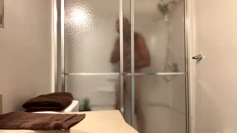 Snapshot of dawatertiger chatting on October 26, 1:06 pm dawatertiger online show from October 26, 1:06 pm