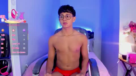 dawn_16 online show from November 28, 9:06 pm