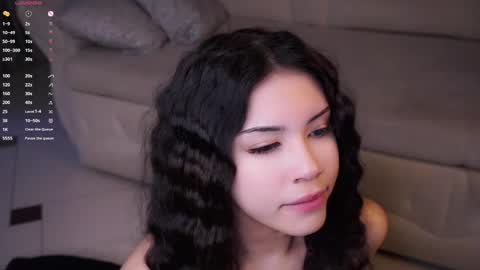 Call me Kira welcome online show from April 25, 1:08 am