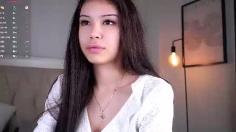 Call me Kira welcome online show from June 16, 1:08 am