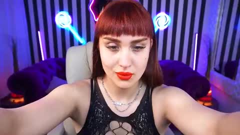 DawnGwin      Sasha online show from June 12, 6:23 am