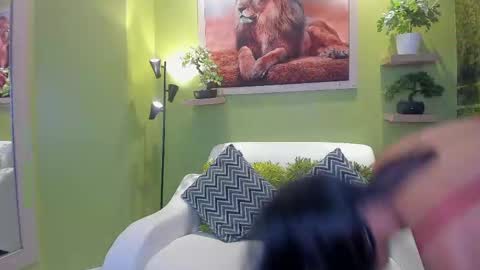dayan_torres online show from May 9, 11:37 am