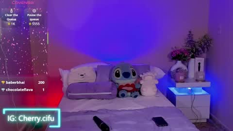Dayana Hill online show from May 2, 7:08 pm