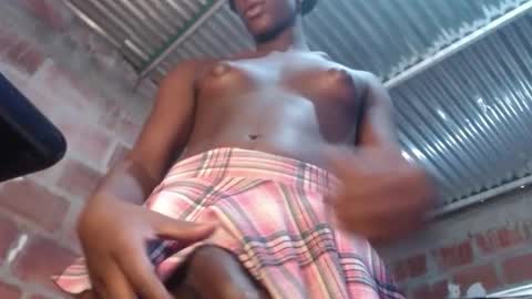 dayanara22 online show from February 22, 4:30 pm