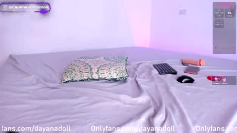 Dayana online show from May 27, 1:57 am