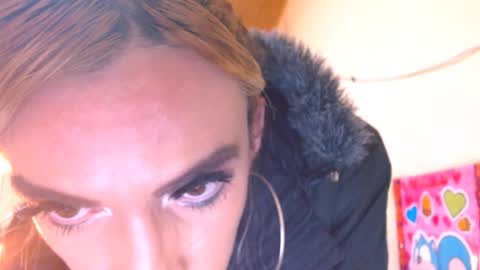 Snapshot of dayanna_01_ chatting on January 31, 7:11 pm dayanna_01_ online show from January 31, 7:11 pm