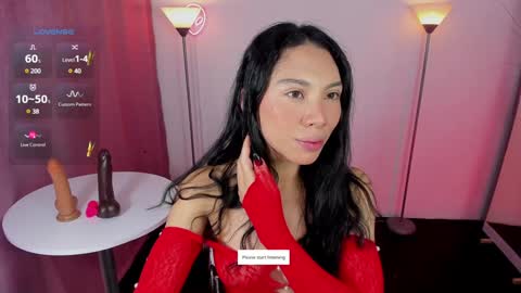 Snapshot of dayanna_tecca chatting on December 2, 9:06 pm I am Dayanna  tecca online show from December 2, 9:06 pm