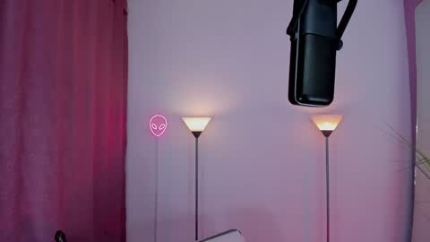 Snapshot of dayanna_tecca chatting on December 6, 3:30 am I am Dayanna  tecca online show from December 6, 3:30 am