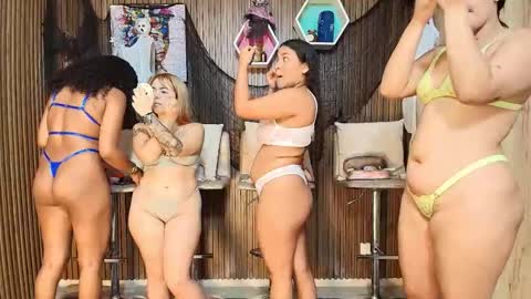 Snapshot of dayannawins chatting on October 29, 11:23 am dayannawins online show from October 29, 11:23 am