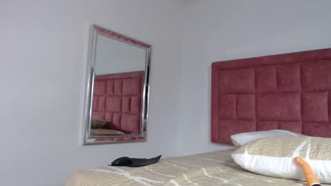 dayannaxxo online show from January 11, 4:27 am