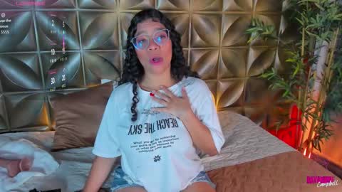 Snapshot of dayanne_campbelll chatting on November 26, 10:33 pm Dayanne online show from November 26, 10:33 pm