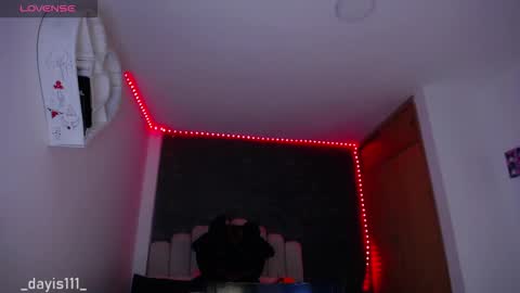  Dayis  online show from December 15, 12:59 am