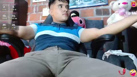 dayro_dduran online show from June 9, 9:37 pm