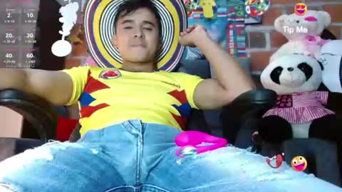 Snapshot of dayro_dduran chatting on July 3, 7:53 pm dayro_dduran online show from July 3, 7:53 pm