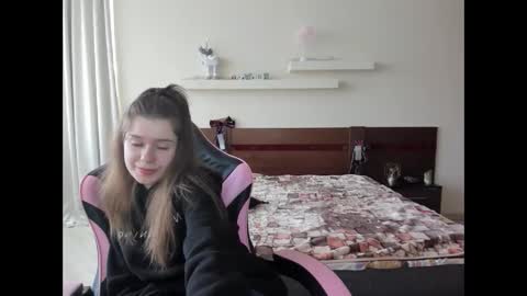 dazdrasmigdasue online show from February 7, 11:12 am