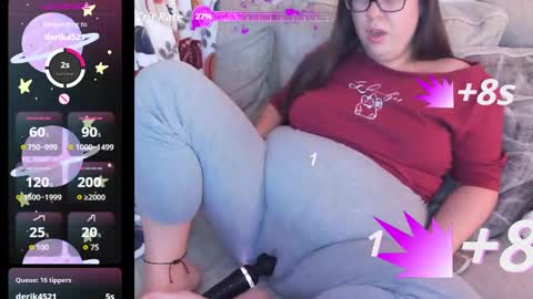 Dazeddesty  online show from September 18, 8:22 pm