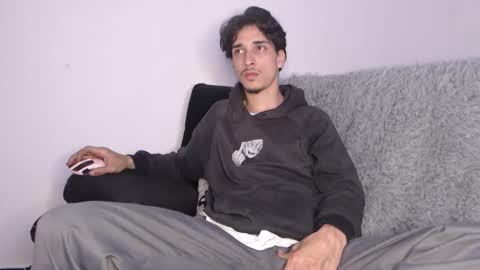 dazzayy online show from October 9, 1:25 am