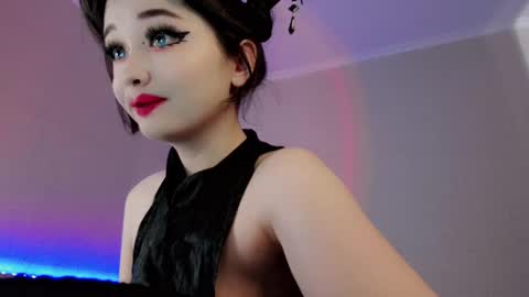 Snapshot of dazzl1ngfire chatting on October 15, 4:45 am Natsumi online show from October 15, 4:45 am